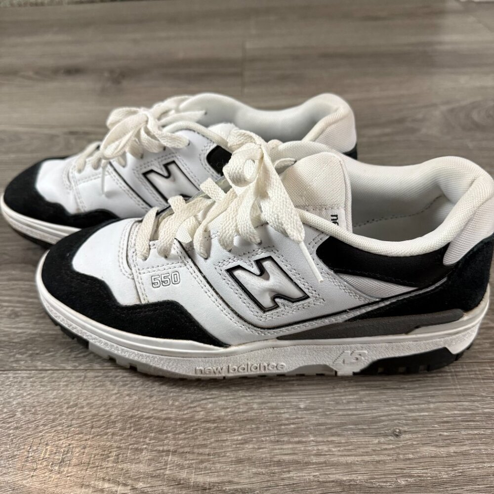 New Balance 550 White Black Retro Sneakers Tennis Shoes Men Size 7 View 3